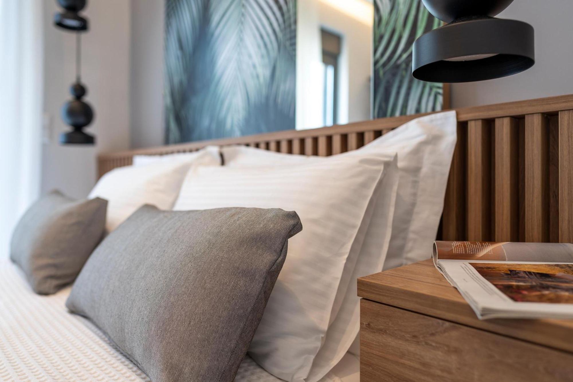 Palmeral Luxury Suites Kremastí Стая снимка