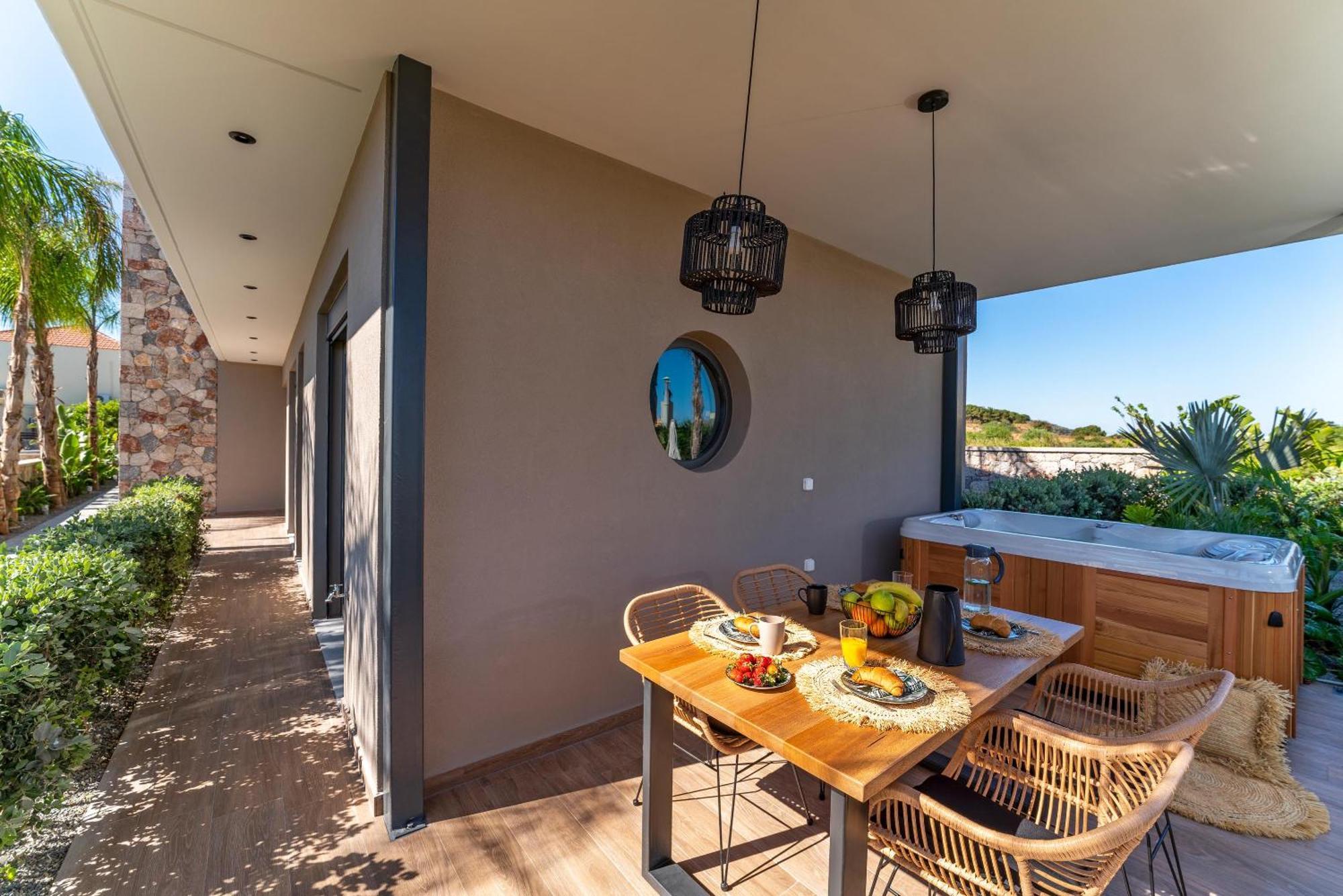 Palmeral Luxury Suites Kremastí Стая снимка